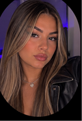 Daniella W